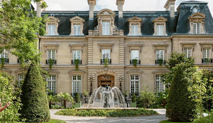 Saint James Paris Hotel - Sabre Hospitality
